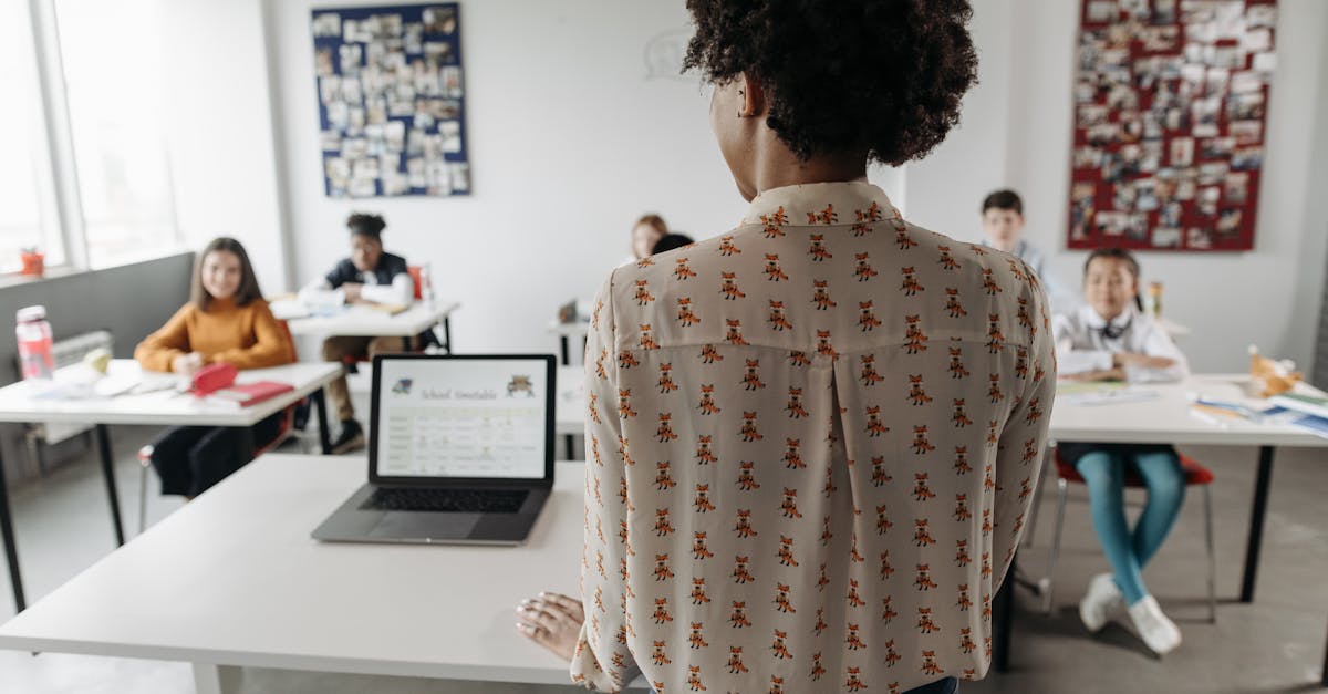 Teacher using AI tools in classroom setting