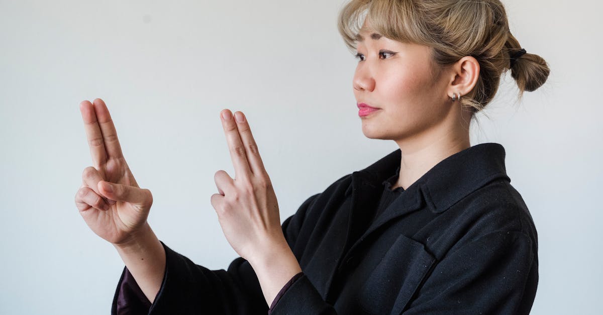 AI translation app showing real-time conversation translation