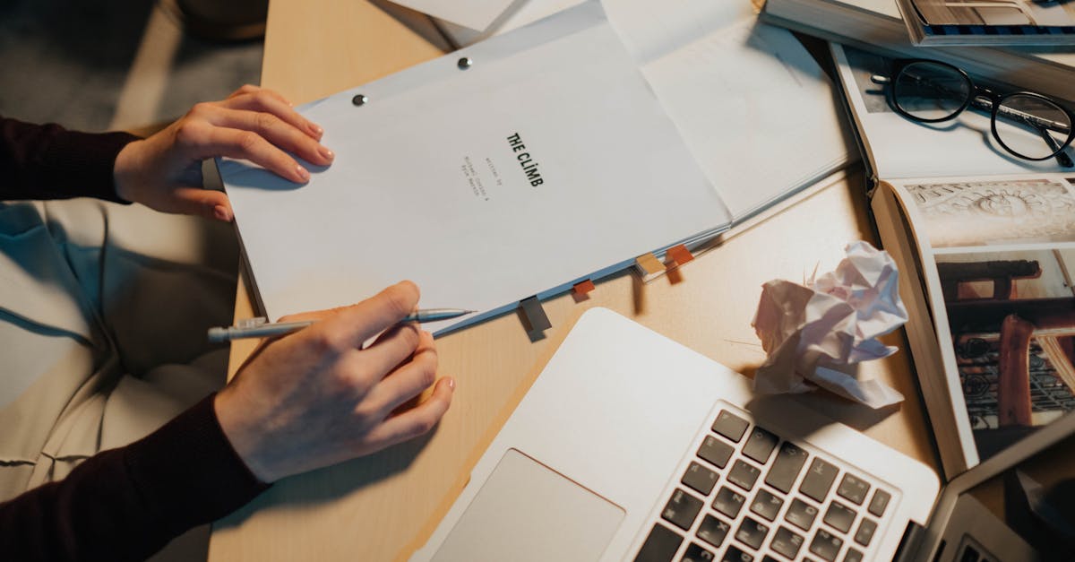 ChatGPT Canvas interface showing side-by-side editing with AI suggestions